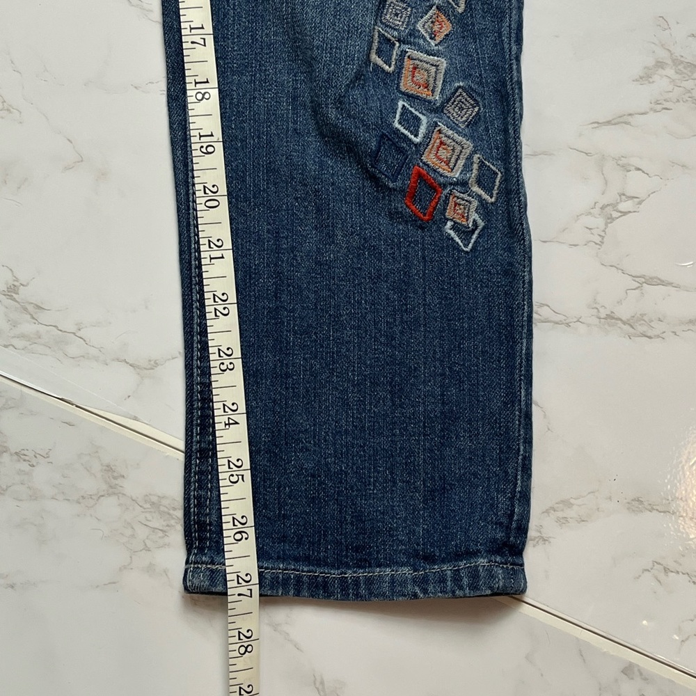 Democracy Girlfriend diamond embroidered jeans, size 6 - Picture 7 of 10